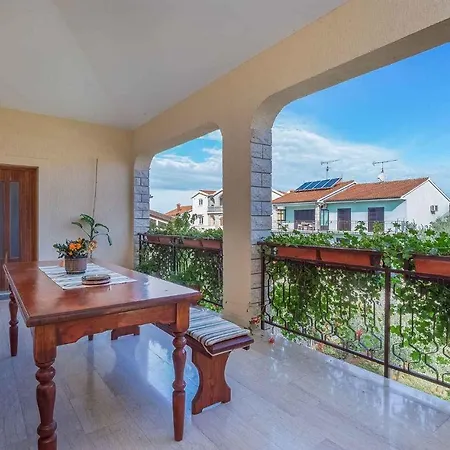 In - Istrien 41015 Apartamento *